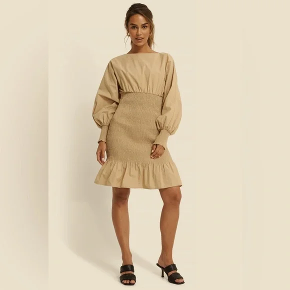 Balloon Sleeve Smock Dress T-Shirt from NA-KD - Picture 3 of 9